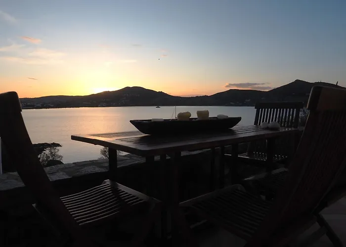 Ochre Dream, Beach Front & Sunset Villa Naousa